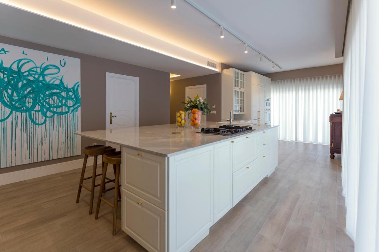 Gran Vivienda En La Rambla! Apartment Alicante Bagian luar foto