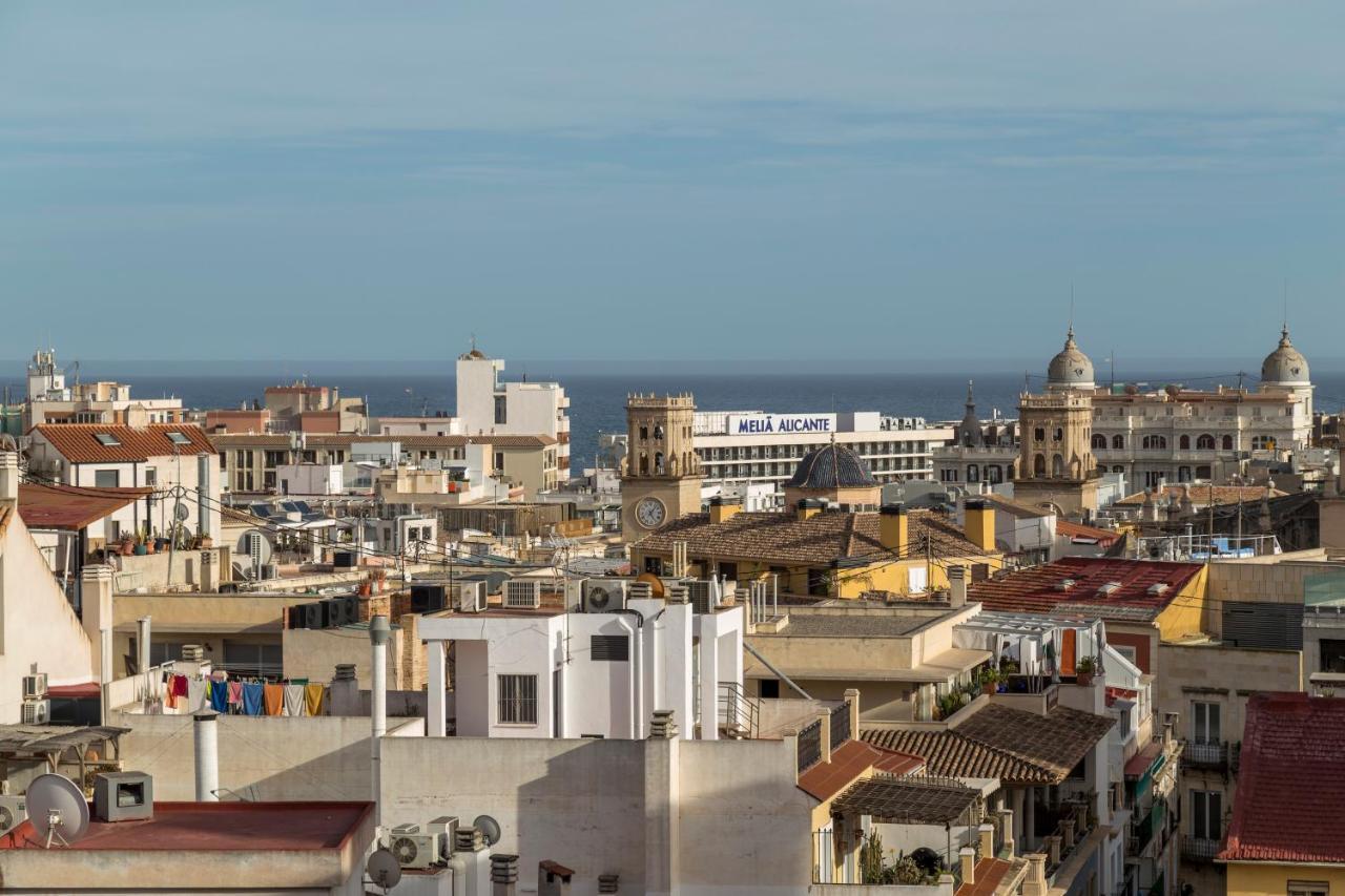Gran Vivienda En La Rambla! Apartment Alicante Bagian luar foto